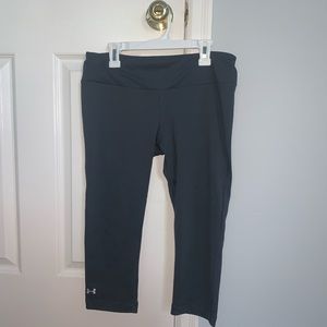 Under Armour capri leggings